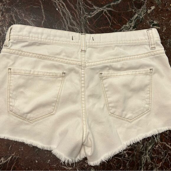Free People White Booty Shorts size 26 - Picture 2 of 4